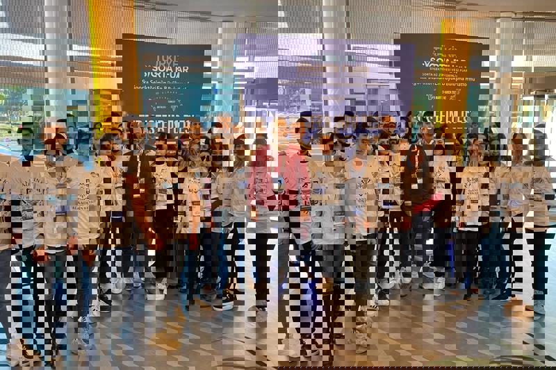 Türkiye'de bir ilk olarak gerçekleştirilen,  "Uluslararası Türkiye Sigorta Fuarı ve Kongresi"ne öğrencilerimizin katılımı