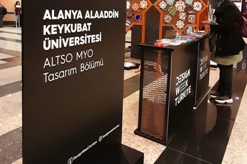  Design Week Türkiye 2021- “Selçuklu Sekizgeni” Çini Duvarı Projesi 2021” 