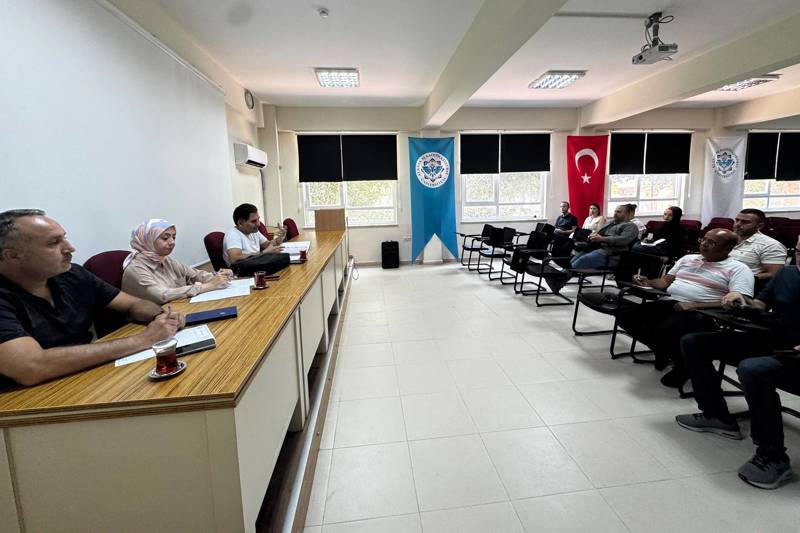 İÇ PAYDAŞ VE AKREDİTASYON HAZIRLIK SÜRECİ TOPLANTISI GERÇEKLEŞTİRİLDİ