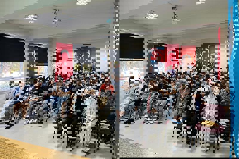 2025-2026 EĞİTİM ÖĞRETİM DÖNEMİ’NDE İLK DERS FİLİSTİN İÇİN VERİLDİ 